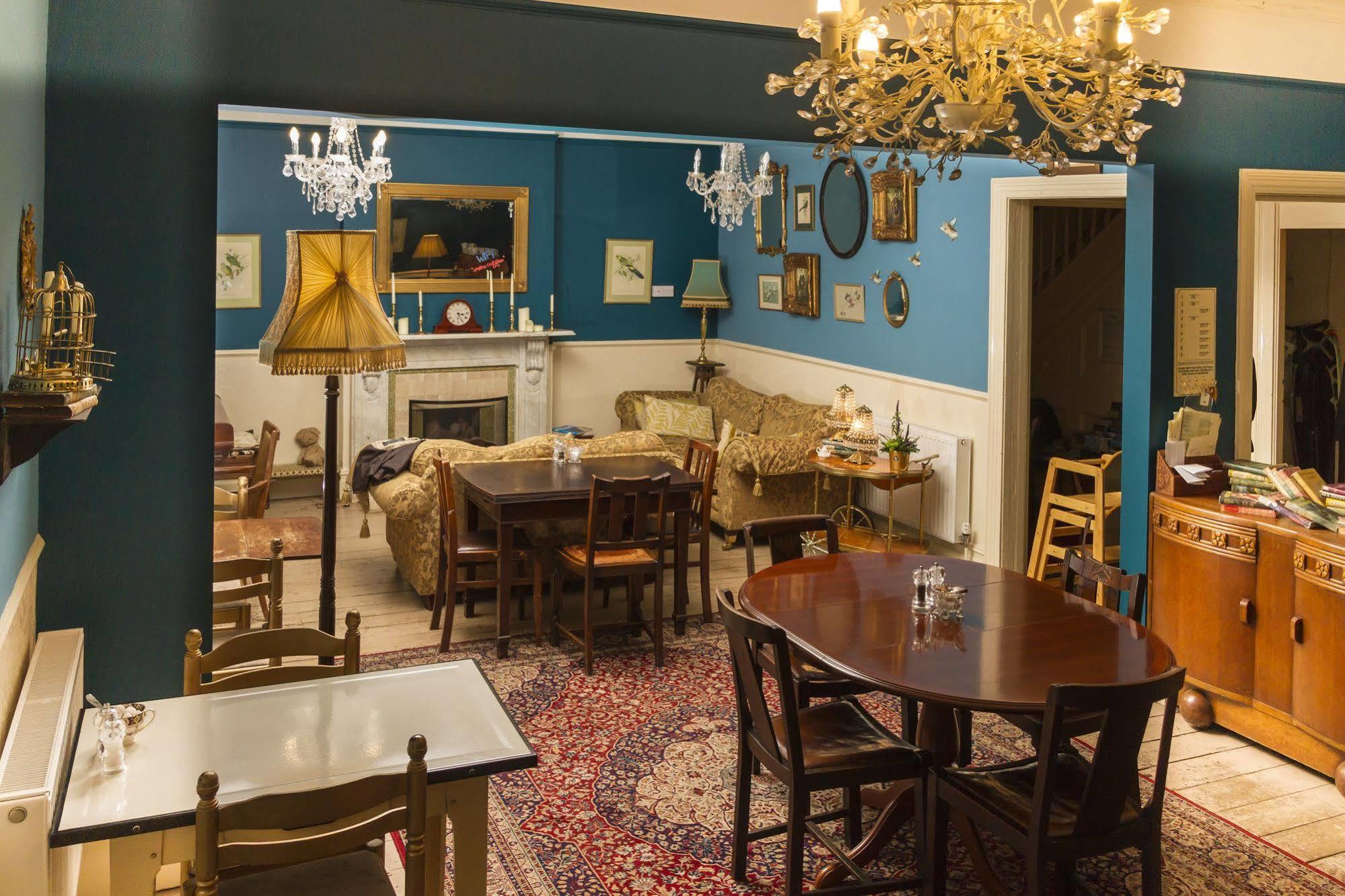 The Living Room Борнмут Экстерьер фото